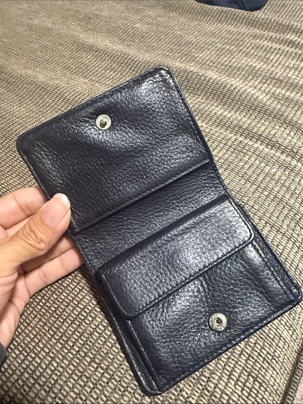 Brighton Black Pebbled Leather Card Case with Brown Trim & Heart Medallion